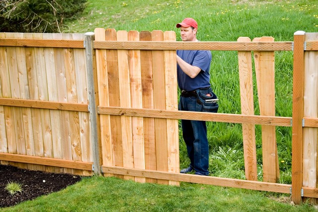 Fencing Romford, Rise Park, RM1